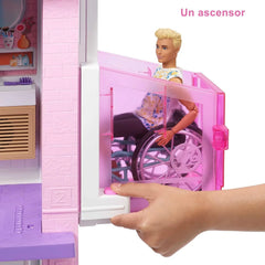 Barbie Casa de Muñecas Dreamhouse - con Piscina, Tobogán y Ascensor - Luces y Sonido - 75+ Piezas - 104 x 109 cm - Regalo para Niños de 3-7 Años,