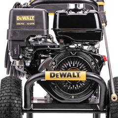 2025 DEWALT 4400 PSI 4.0 GPM Cold Water Gas Pressure Washer with HONDA GX390 Engine (49-State) DXPW4440