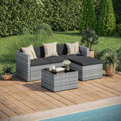 STEELSØN Zethora Rattan Gartenmöbel Set 3-TLG. – Outdoor Sitzgruppe für Garten/Terrasse/Balkon – Gartenlounge mit 3er-Sofa, Hocker & Tisch –