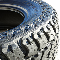 Set of 4 (FOUR) Cooper Discoverer S/T Maxx LT 275/70R18 125/122Q E 10 Ply MT M/T Mud Tires