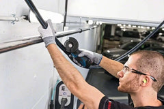 Professional 12V System Akku Winkelschleifer GWS 12V-76 (inkl. 2x 3.0Ah Akku, Schnellladegerät GAL 1230 CV, 1x Carbide Multi Wheel, 2x Trennscheibe